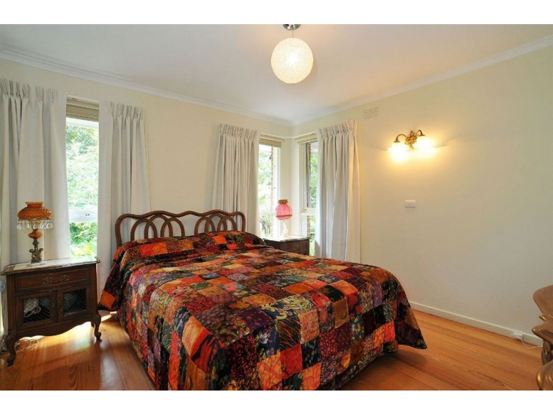 18 Old Monbulk Rd, Belgrave VIC 3160