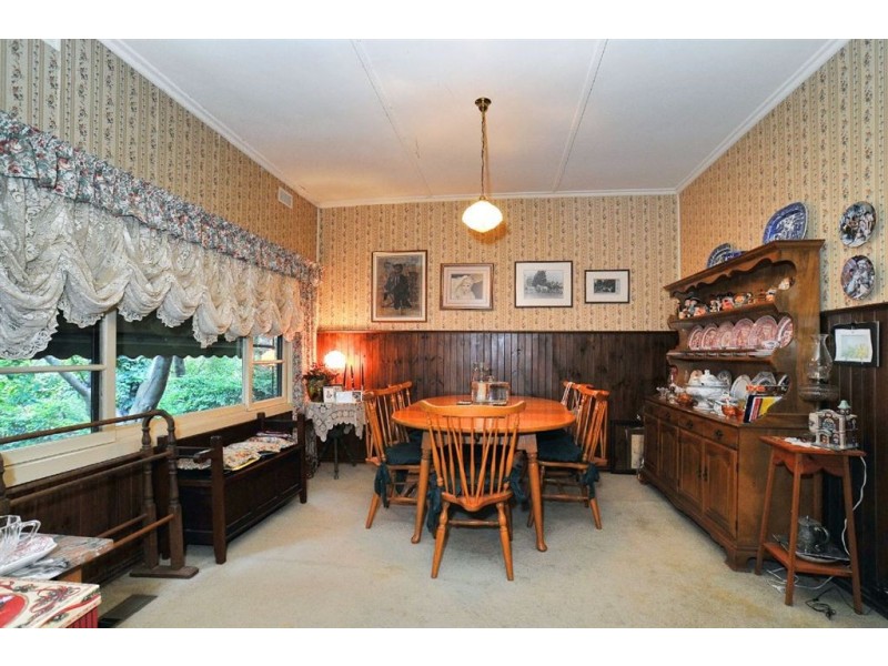 56 Kooringal Rd, Upwey VIC 3158