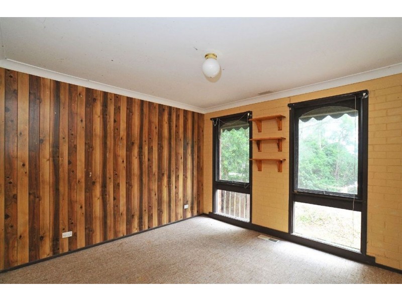 23 Glenfern Ave, Upwey VIC 3158