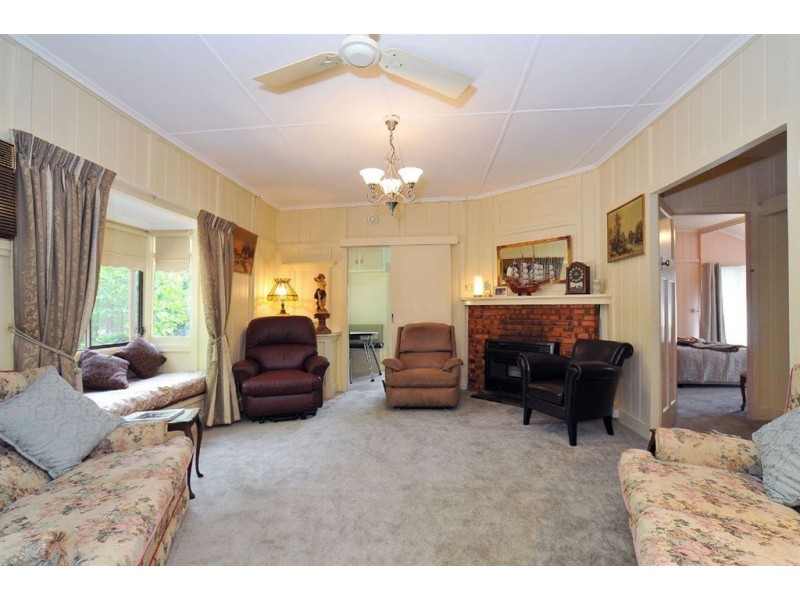 2 Glenfern Close, Upwey VIC 3158