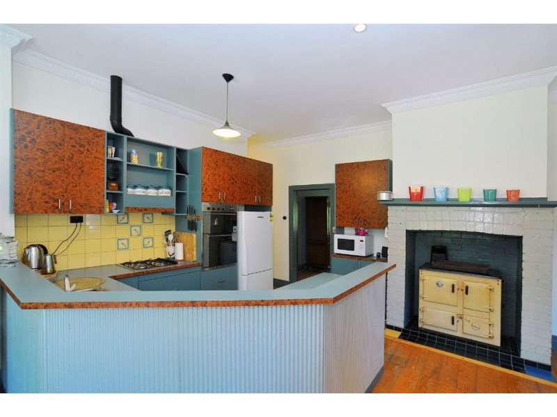 30 Birdwood Ave, Upwey VIC 3158