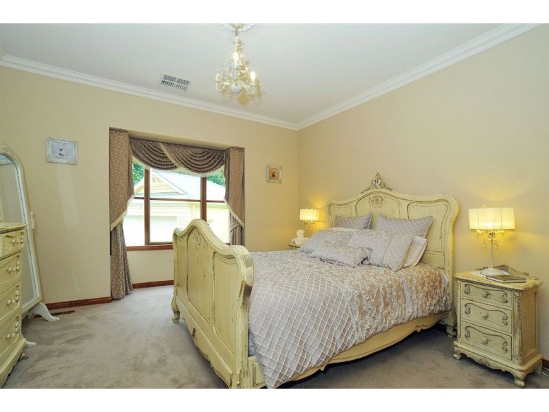 21 Wattle Ave, Belgrave VIC 3160