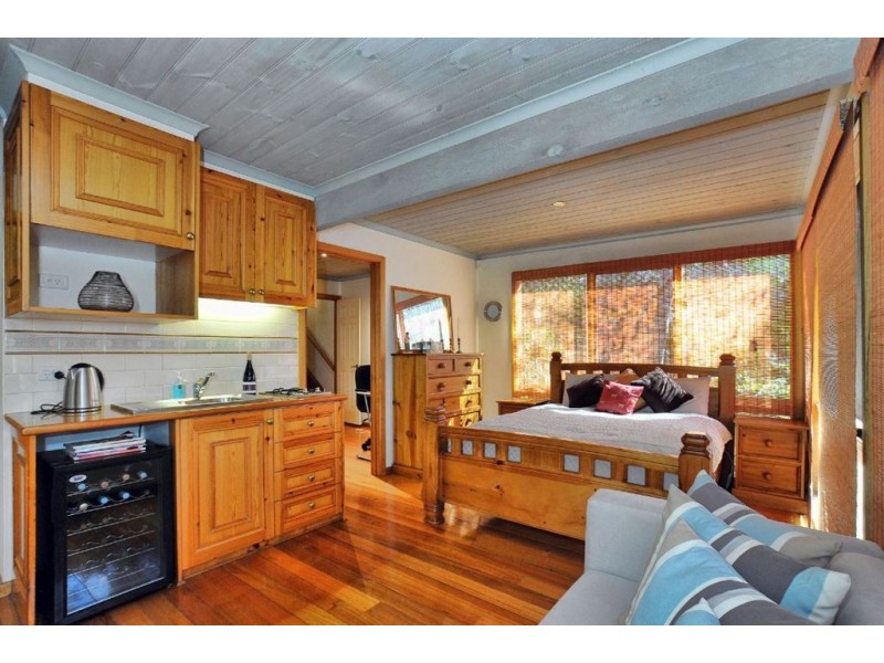 33 Glen Road, Belgrave Heights VIC 3160