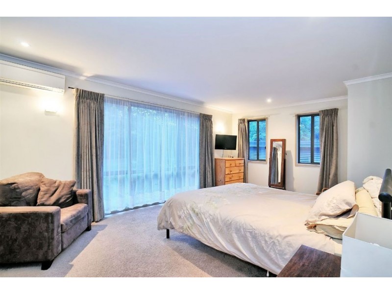 1 Saville Street, Ferny Creek VIC 3786