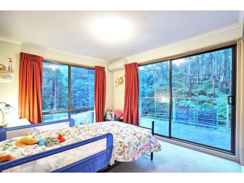 1 Saville Street, Ferny Creek VIC 3786