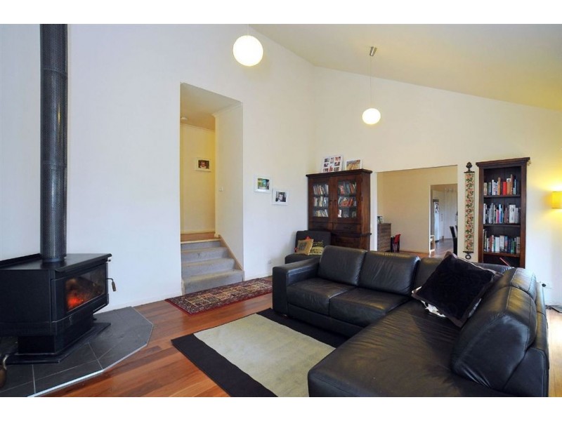 10 Janesdell Ave, Ferny Creek VIC 3786