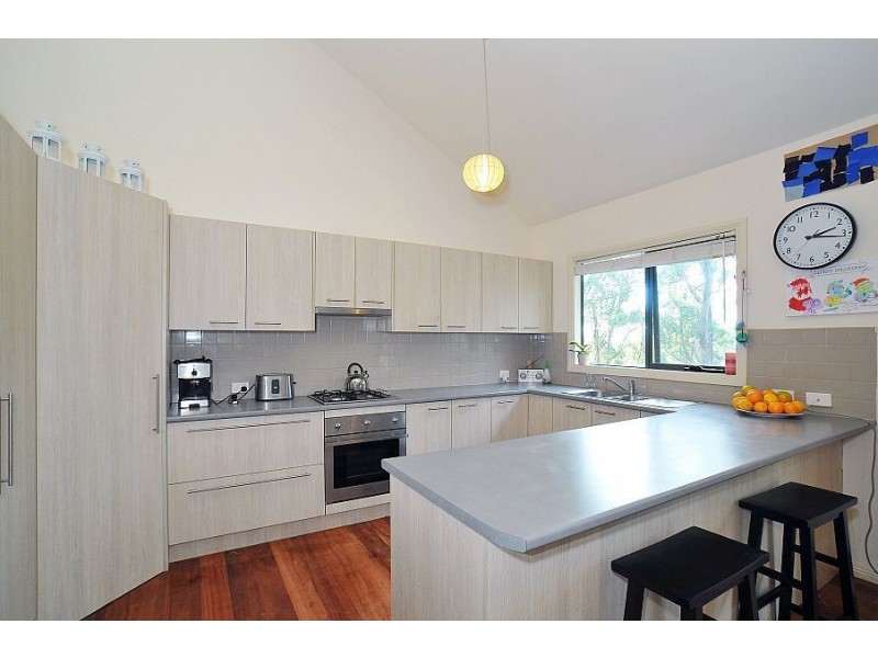 10 Janesdell Ave, Ferny Creek VIC 3786