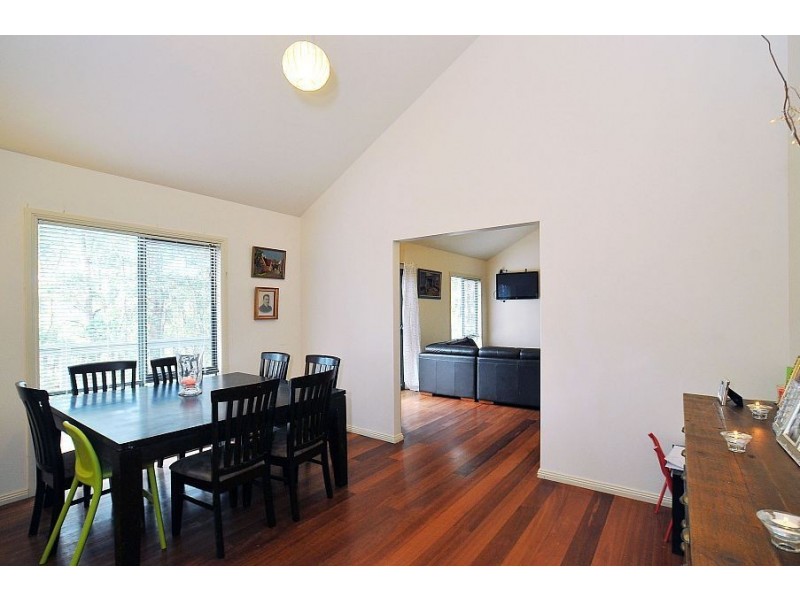 10 Janesdell Ave, Ferny Creek VIC 3786