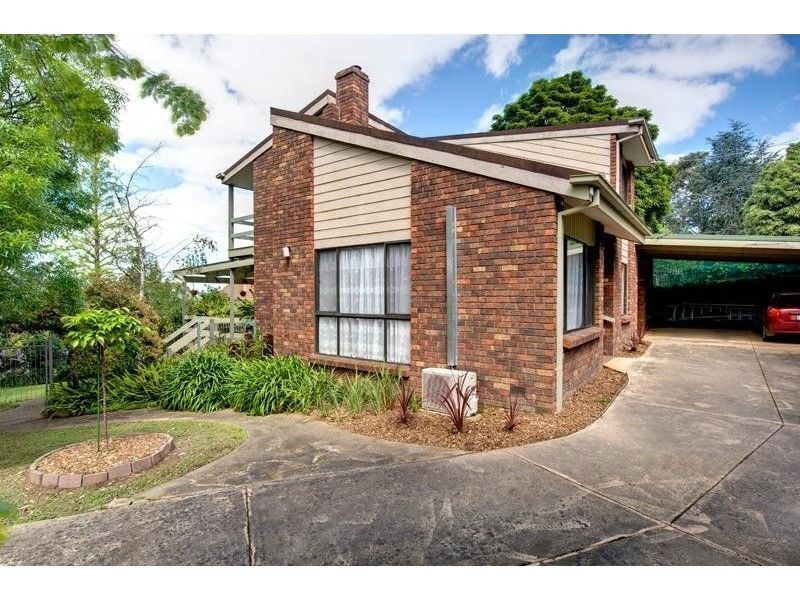 7 Hilltop Road, Upper Ferntree Gully VIC 3156
