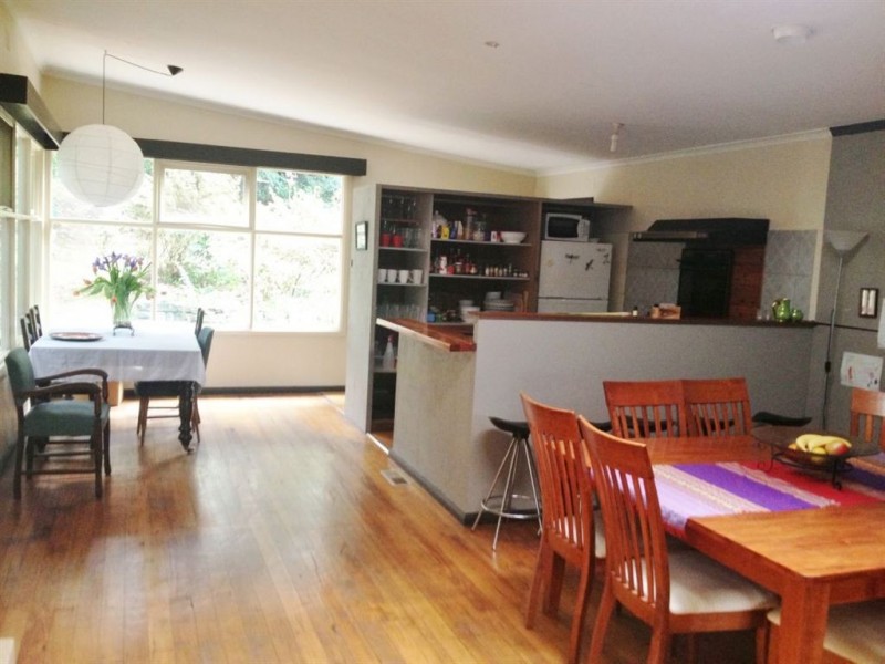 212 Mount Dandenong Tourist Road, Ferny Creek VIC 3786