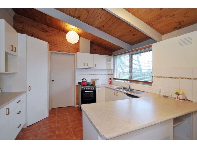 9 Highcliff Road, Upwey VIC 3158