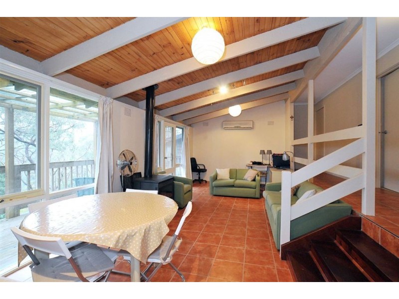 9 Highcliff Road, Upwey VIC 3158