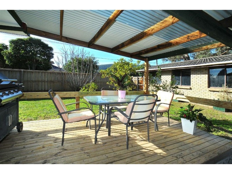 2 Briar Street, Boronia VIC 3155