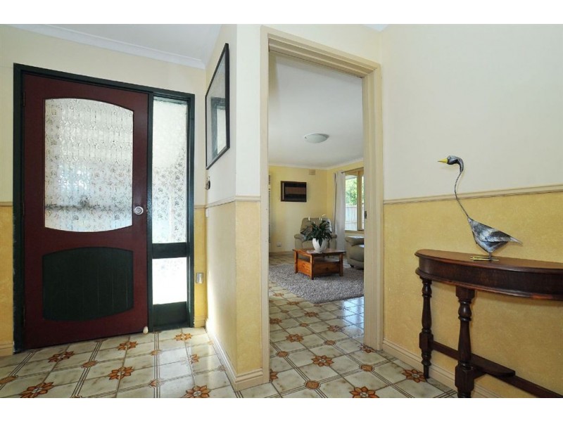 2 Briar Street, Boronia VIC 3155