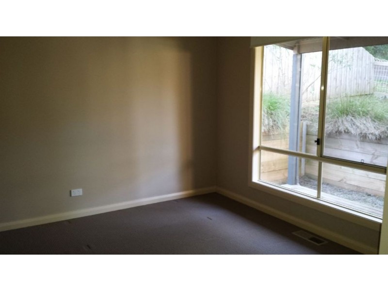 1B Catherine Way, Tecoma VIC 3160