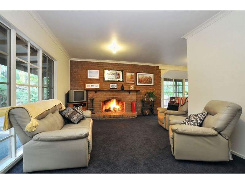 214 Courtneys Road, Belgrave South VIC 3160