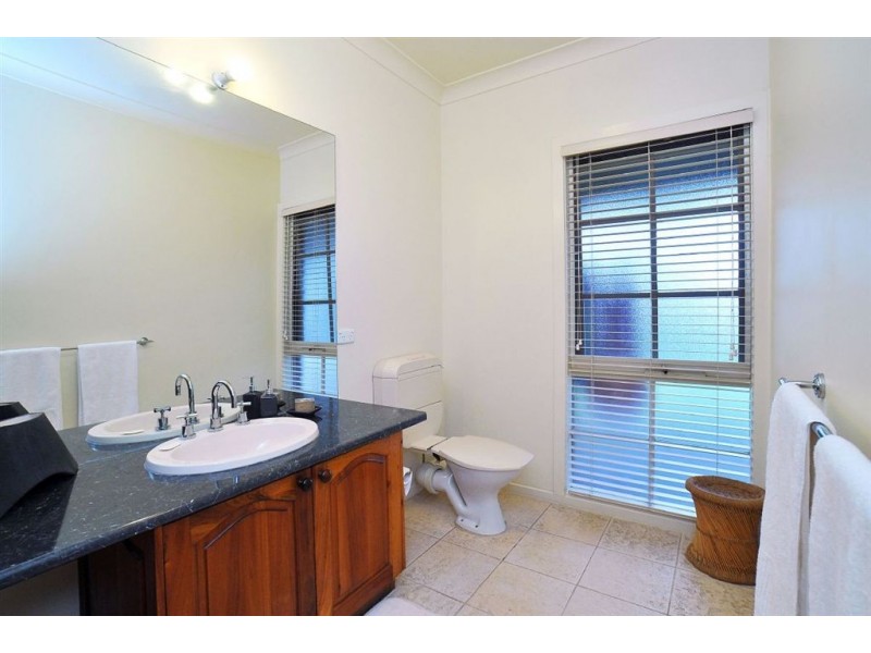 214 Courtneys Road, Belgrave South VIC 3160