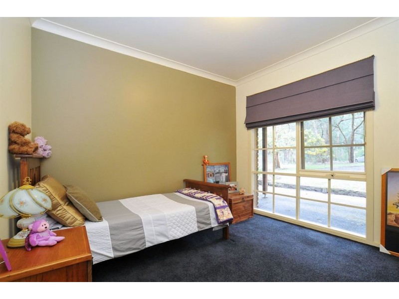214 Courtneys Road, Belgrave South VIC 3160