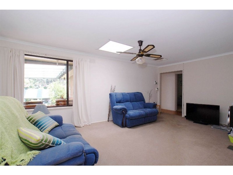 17 Oakland Avenue, Upwey VIC 3158