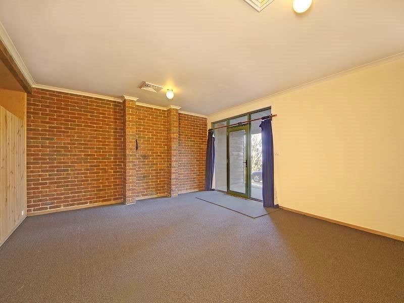 6 Jones Avenue, Upper Ferntree Gully VIC 3156