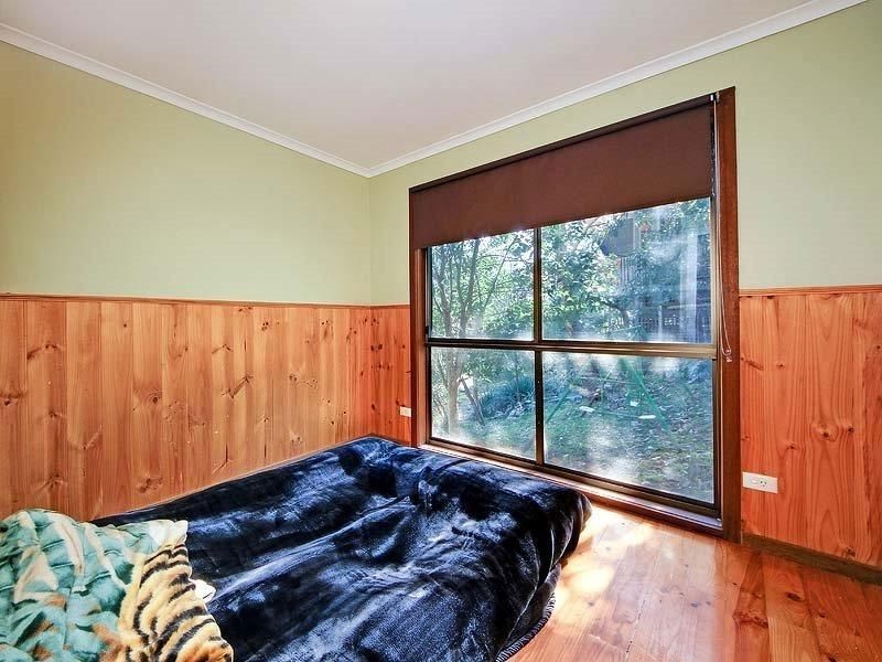 6 Jones Avenue, Upper Ferntree Gully VIC 3156