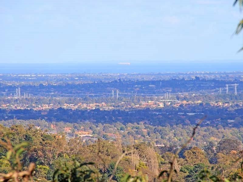 6 Jones Avenue, Upper Ferntree Gully VIC 3156