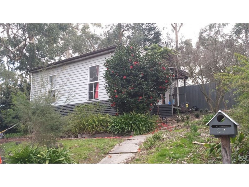 37 Deans Road, Upwey VIC 3158