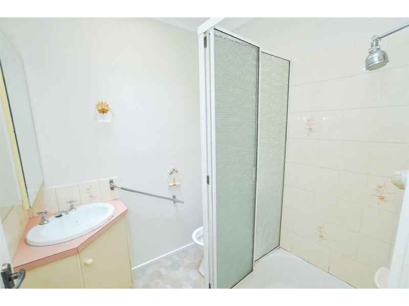 2/8 Rutherford Road, Tecoma VIC 3160