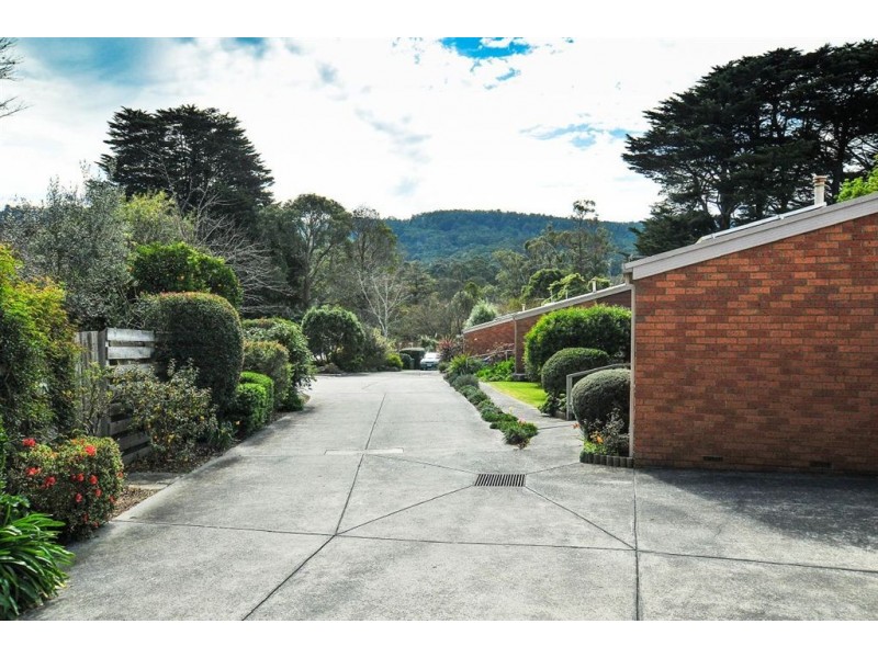 2/8 Rutherford Road, Tecoma VIC 3160