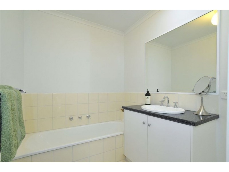 2/20 Maida Avenue, Bayswater VIC 3153