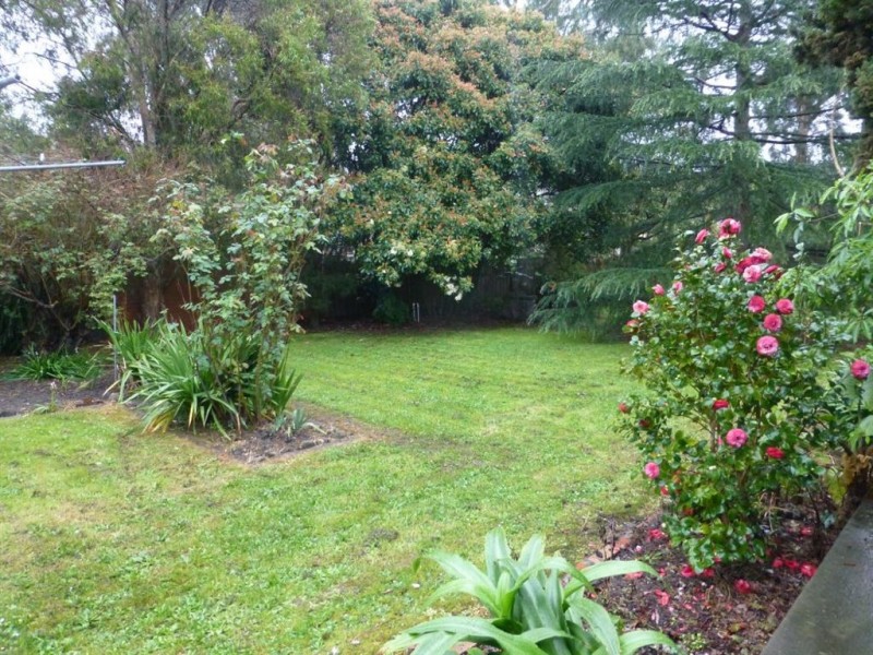 7 Talaskia Road, Upper Ferntree Gully VIC 3156