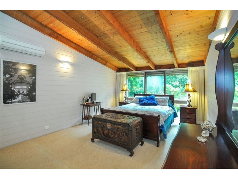 2 Pauline Avenue, Tecoma VIC 3160