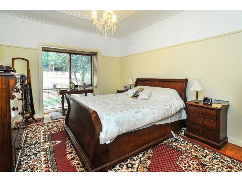 32 Hazel Grove, Tecoma VIC 3160