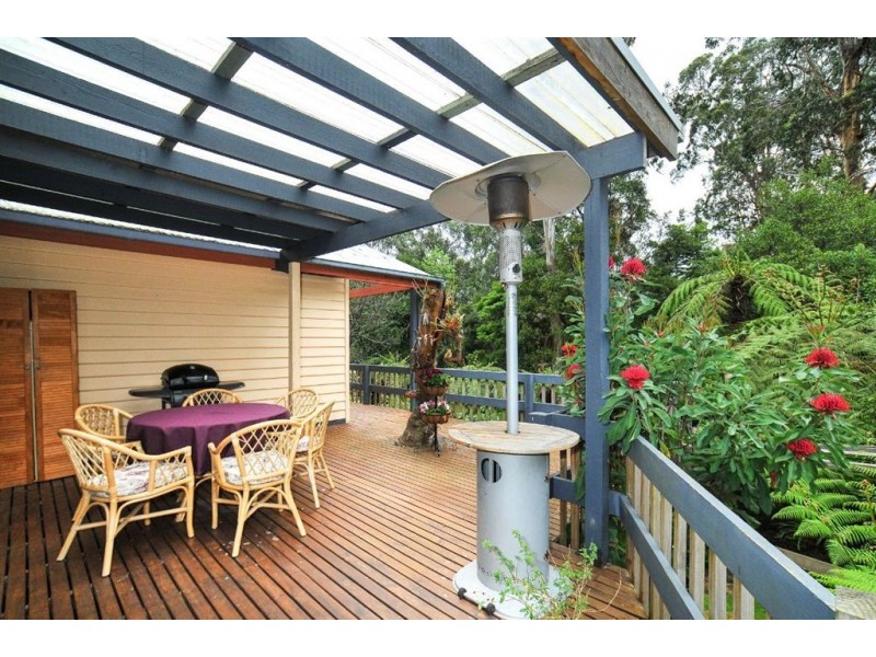 32 Hazel Grove, Tecoma VIC 3160