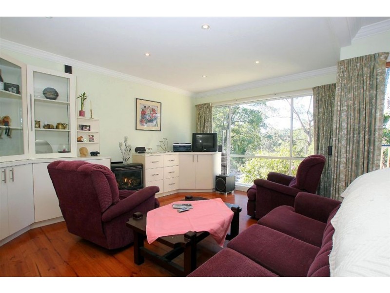 13 Deans Rd, Upwey VIC 3158