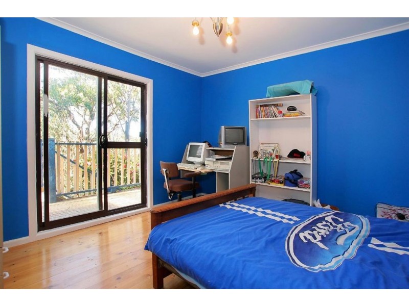 13 Deans Rd, Upwey VIC 3158