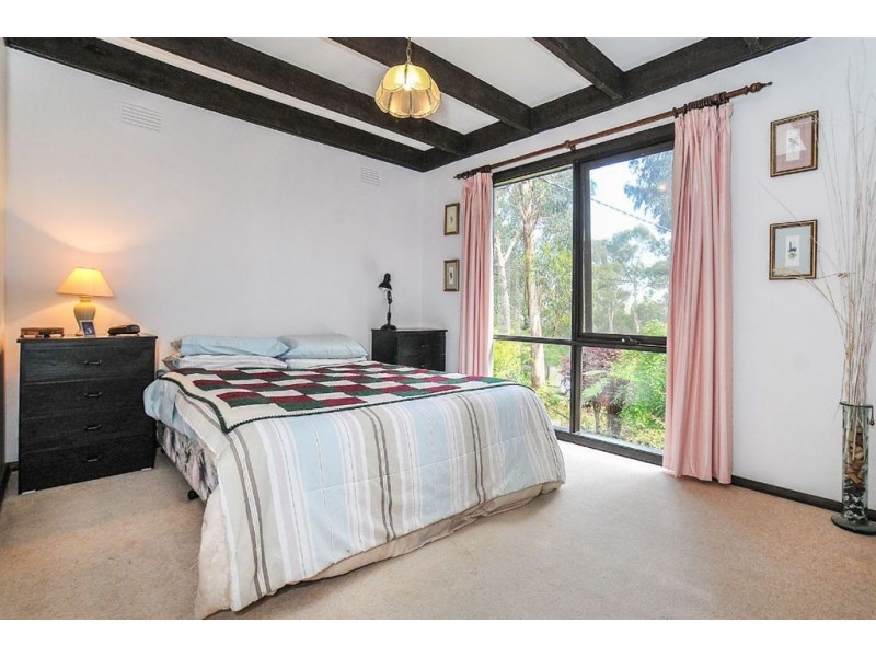 1 Collier Avenue, Tecoma VIC 3160