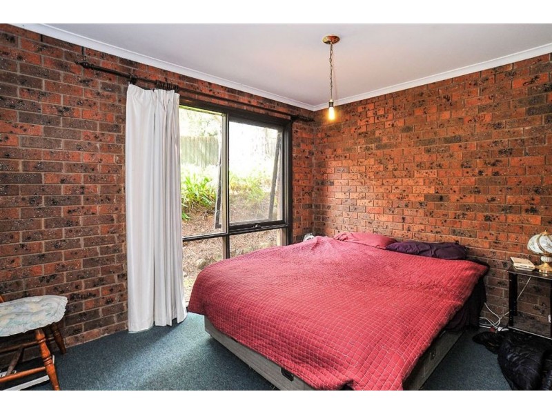 1 Collier Avenue, Tecoma VIC 3160