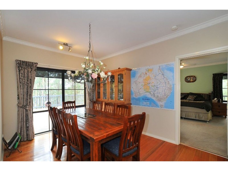 4 Janesdell Avenue, Ferny Creek VIC 3786