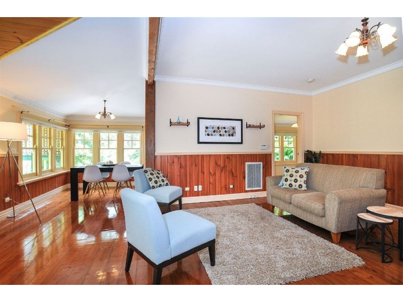 10 Earl Street, Upwey VIC 3158