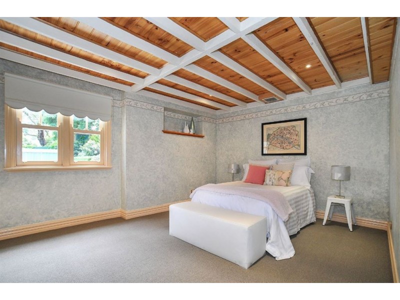 10 Earl Street, Upwey VIC 3158