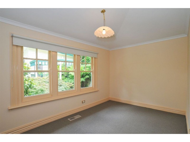 10 Earl Street, Upwey VIC 3158