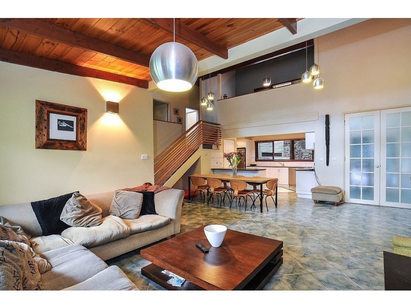 1 Hakea Street, Tecoma VIC 3160