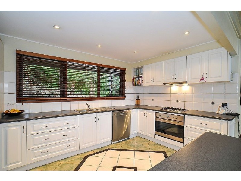 1 Hakea Street, Tecoma VIC 3160