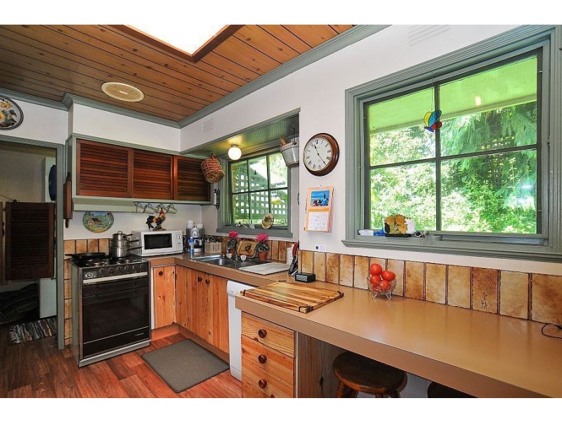 4 Cooloongatta Road, Sassafras VIC 3787