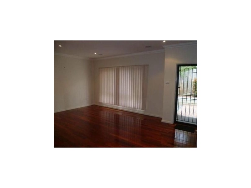 2/1 Carnarvon Avenue, The Basin VIC 3154