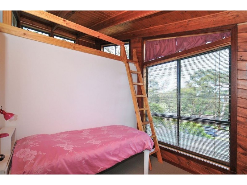 37 Hughes Street, Upwey VIC 3158