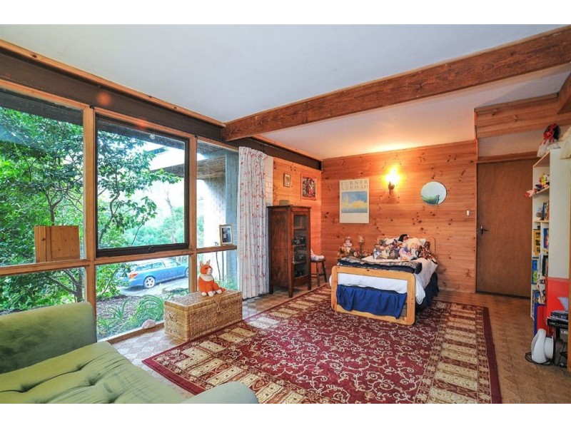 102 Old Belgrave Road, Upwey VIC 3158