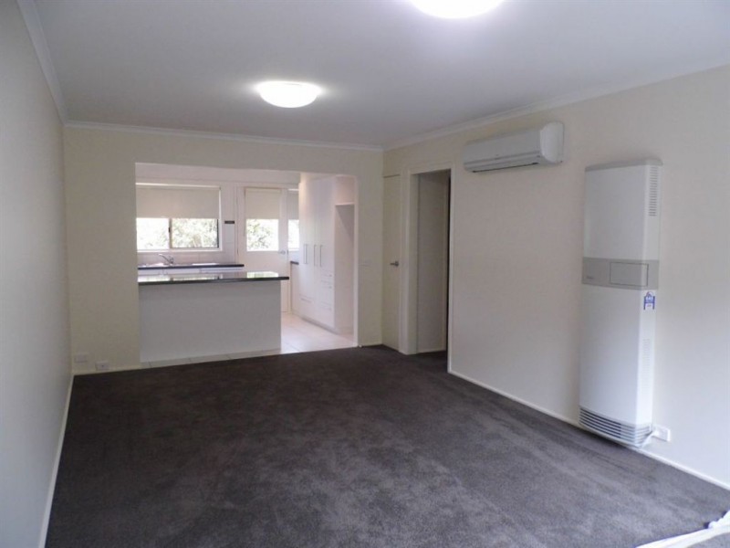 2/8 Rutherford Road, Tecoma VIC 3160