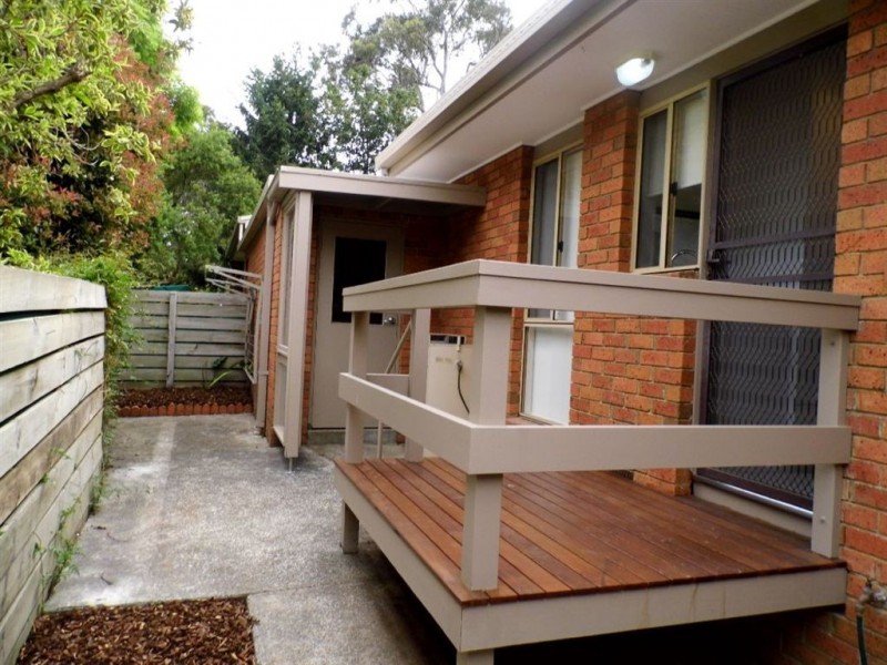 2/8 Rutherford Road, Tecoma VIC 3160